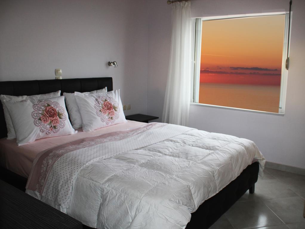 Sun Gazing Villas Drymon エクステリア 写真